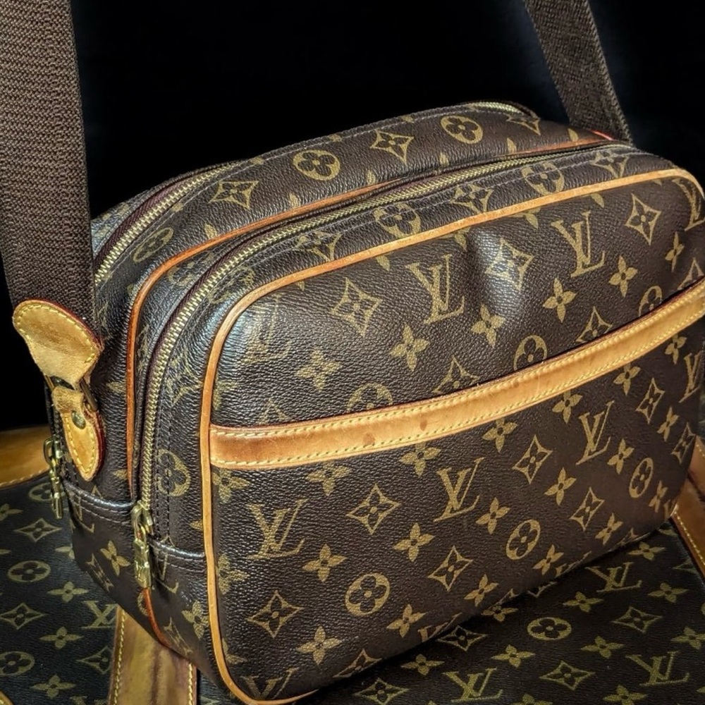 LOUIS VUITTON Reporter PM Monogram Canvas Crossbody - POPULAR